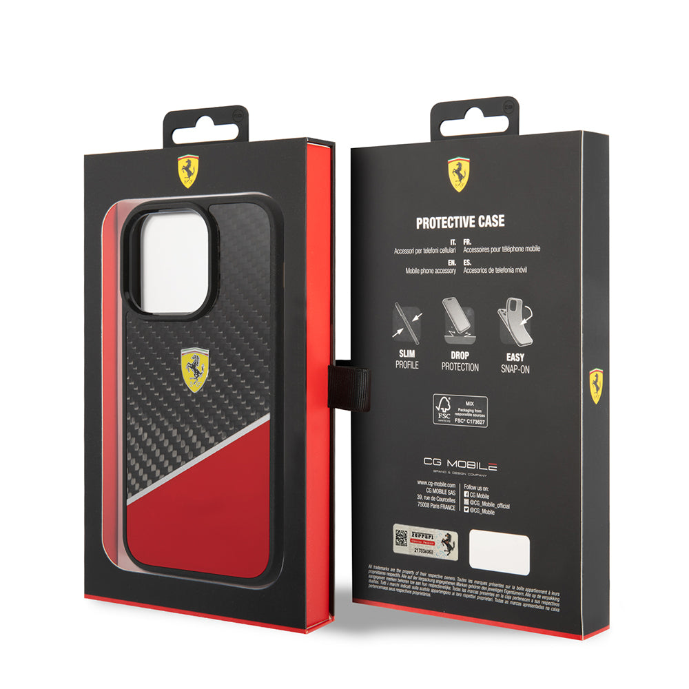 iPhone 14 Pro Kılıf Ferrari Orjinal Lisanlı Klasik Metal Logolu Karbon Şerit Desenli Kapak