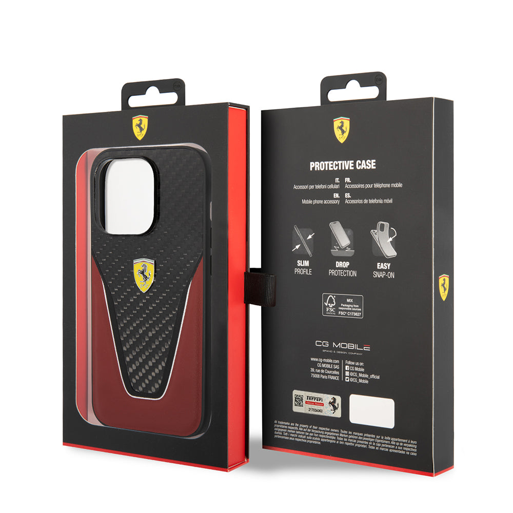 iPhone 14 Pro Max Kılıf Ferrari Orjinal Lisanlı Klasik Metal Logolu Karbon V Desenli Kapak