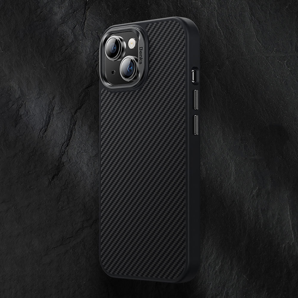 iPhone 15 Kılıf Karbon Fiber M-safe Şarj Özellikli Benks Hybrid ArmorPro 600D Kevlar Kapak