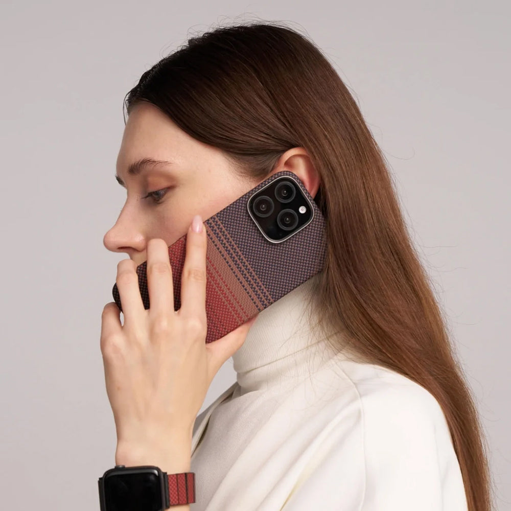 iPhone 16 Plus Kılıf M-safe Şarj Özellikli Aramid Fiber Pitaka Tactile Woven Sunset-Moonrise Serisi Sunset Kapak