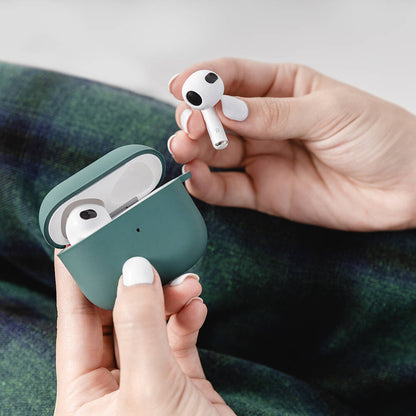 Airpods 3. Nesil Kılıf Yumuşak Dokunuşlu Likit Silikon Tasarımlı Lisanslı Switcheasy Skin Kapak
