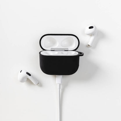 Airpods 3. Nesil Kılıf Yumuşak Dokunuşlu Likit Silikon Tasarımlı Lisanslı Switcheasy Skin Kapak