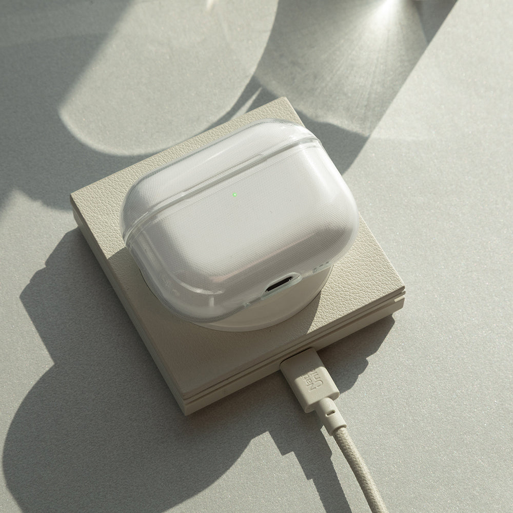 Apple AirPods Pro 3 Kılıf Qi M-Safe Şarj Özellikli Native Union Clear Serisi Silikon Kapak