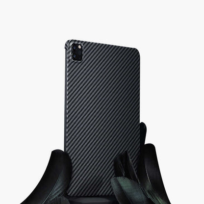 iPad Pro 11 2020 (2.Nesil) Kılıf Benks Essential Kevlar Karbon Fiber Kapak