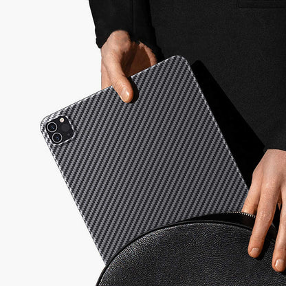 iPad Pro 11 2022 M2 Kılıf Benks Essential Kevlar Karbon Fiber Kapak
