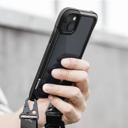 iPhone 13 Kılıf Boyun Askılı Kompozit Tasarımlı Şok Önleyicili Lisanslı Switcheasy Odyssey Kapak