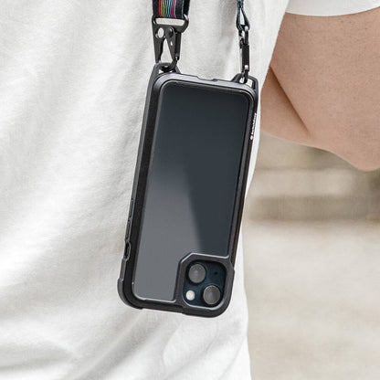 iPhone 13 Kılıf Boyun Askılı Kompozit Tasarımlı Şok Önleyicili Lisanslı Switcheasy Odyssey Kapak