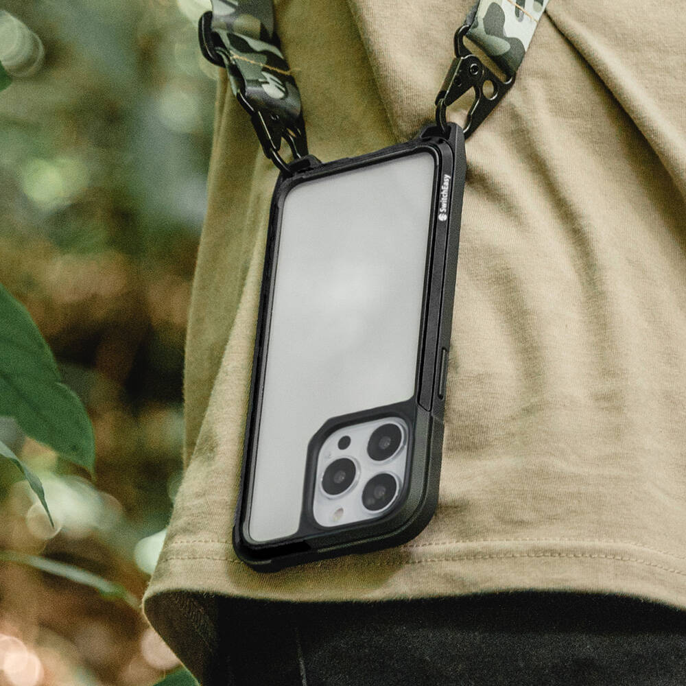 iPhone 13 Pro Kılıf Boyun Askılı Kompozit Tasarımlı Şok Önleyicili Lisanslı Switcheasy Odyssey Kapak
