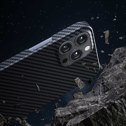iPhone 13 Pro Max Kılıf Benks Aramid Fiber Kapak