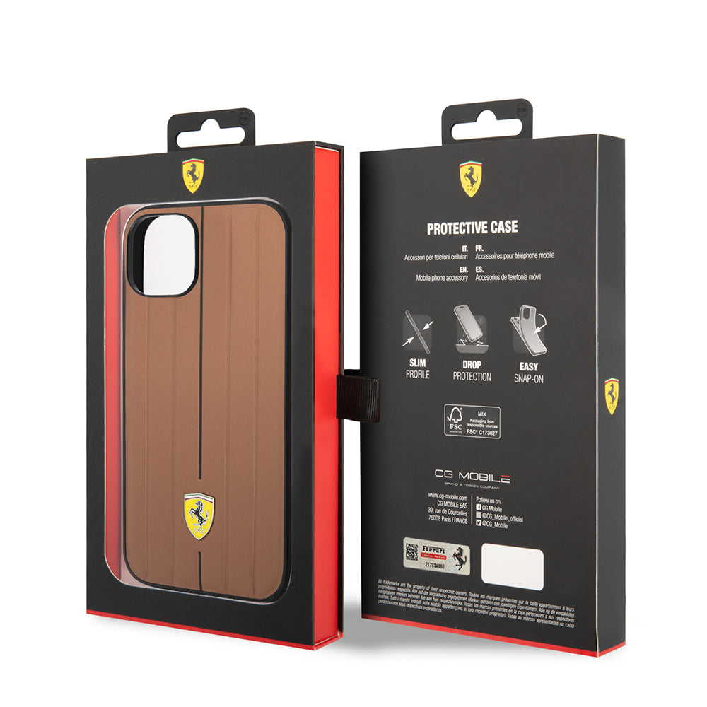 iPhone 14 Kılıf Ferrari Orjinal Lisanslı Deri Arka Yüzey Metal Logolu Şerit Tasarımlı Kapak
