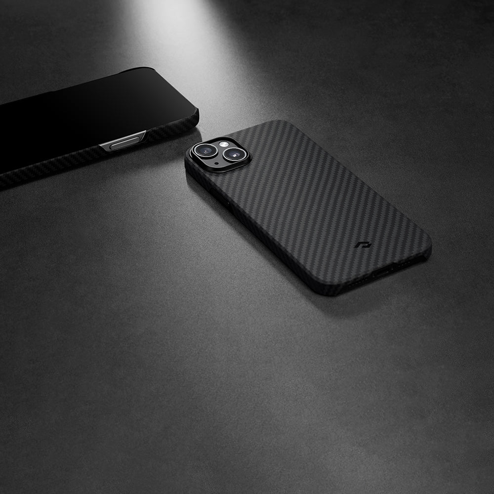 iPhone 14 Kılıf M-safe Şarj Özellikli 1500D Aramid Fiber Pitaka Ultra-Slim Classic Serisi Black-Grey Twill Kapak