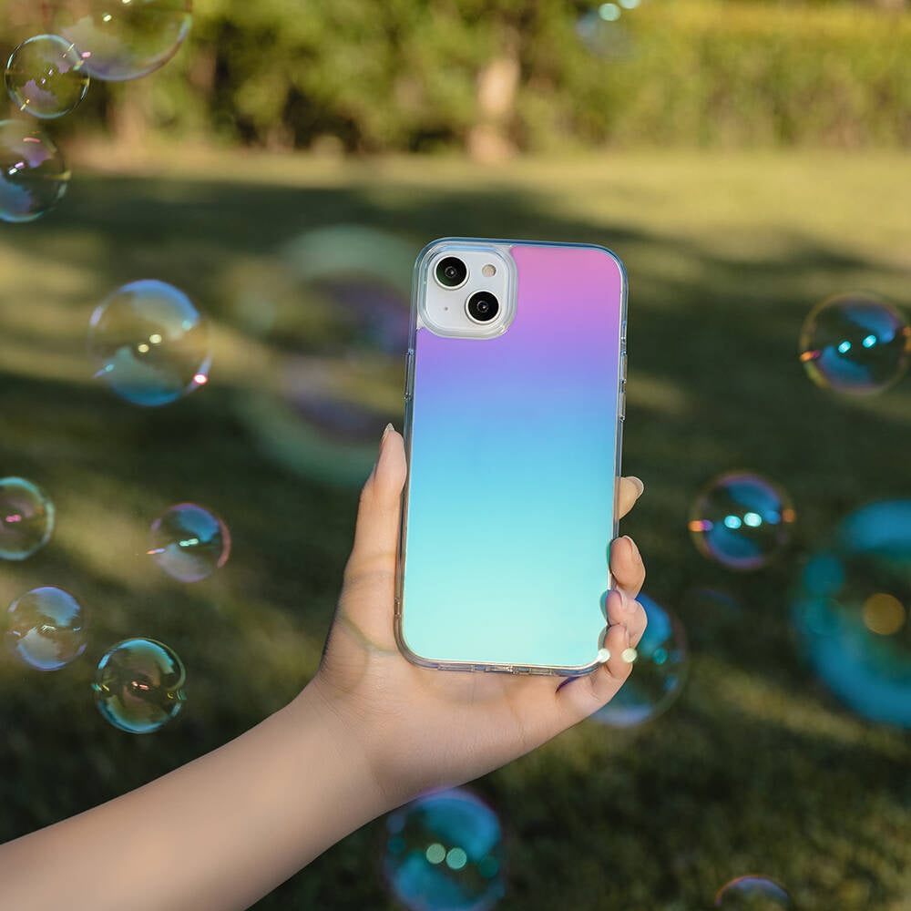 iPhone 14 Kılıf Renk Geçişli Kenarları Şeffaf Tasarımlı Lisanslı Switcheasy Crush Plus Kapak