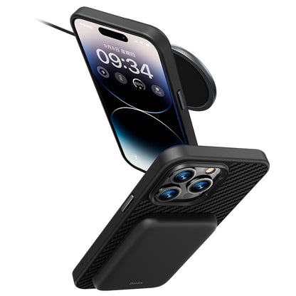 iPhone 14 Plus Kılıf Karbon Fiber M-safe Şarj Özellikli Benks Hybrid ArmorPro 1500D Kevlar Kapak