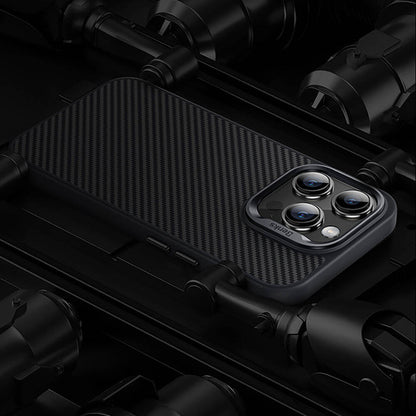 iPhone 14 Pro Kılıf Karbon Fiber M-safe Şarj Özellikli Benks Hybrid ArmorPro 600D Kevlar Kapak