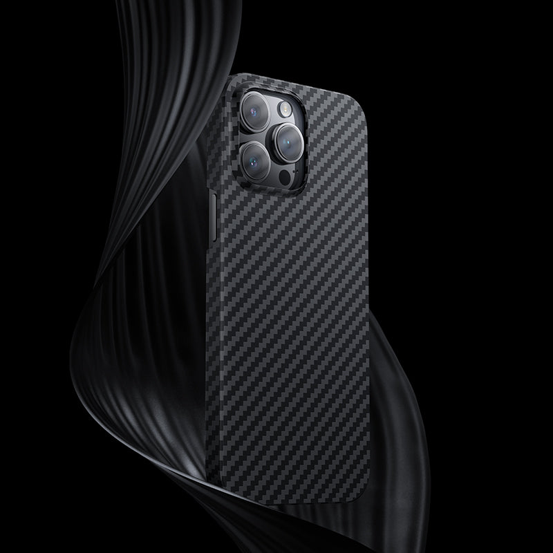 iPhone 14 Pro Kılıf M-safe Özellikli Karbon Fiber Benks Essential Kevlar Kapak