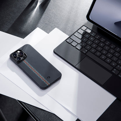 iPhone 14 Pro Kılıf M-safe Şarj Özellikli 600D Aramid Fiber Pitaka Tactile Woven Orchestra Serisi Rhapsody Kapak