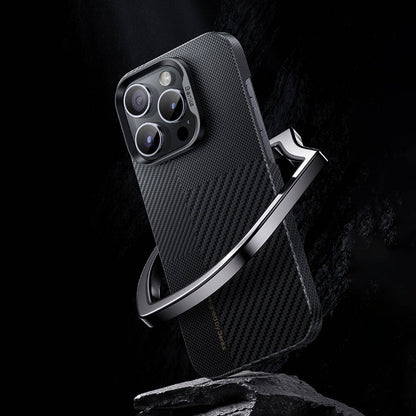 iPhone 14 Pro Kılıf M-safe Şarj Özellikli Karbon Fiber Benks Montage ArmorAir Kevlar Kapak