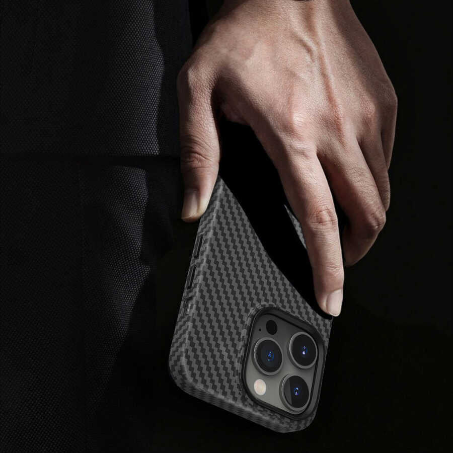 iPhone 14 Pro Kılıf Wiwu Karbon Fiber Görünümlü M-safe Wireless Şarj Özellikli Kabon Kapak