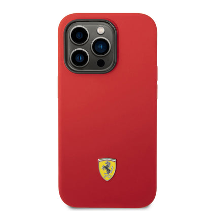 iPhone 14 Pro Max Kılıf Ferrari M-safe Şarj Özellikli Silikon Metal Logo Dizayn Kapak