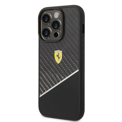 iPhone 14 Pro Max Kılıf Ferrari Orjinal Lisanlı Klasik Metal Logolu Karbon Şerit Desenli Kapak