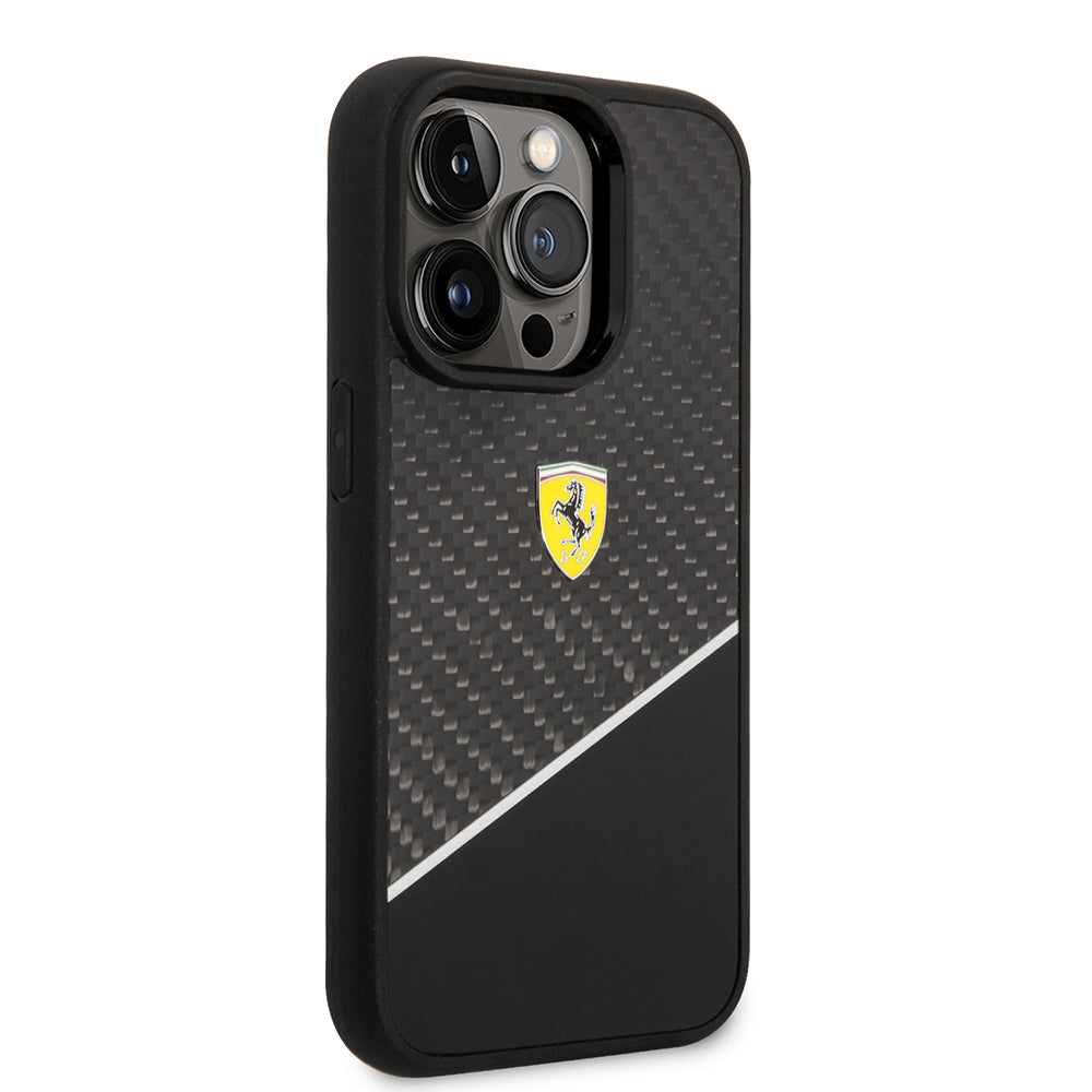 iPhone 14 Pro Max Kılıf Ferrari Orjinal Lisanlı Klasik Metal Logolu Karbon Şerit Desenli Kapak