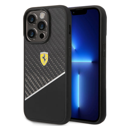 iPhone 14 Pro Max Kılıf Ferrari Orjinal Lisanlı Klasik Metal Logolu Karbon Şerit Desenli Kapak