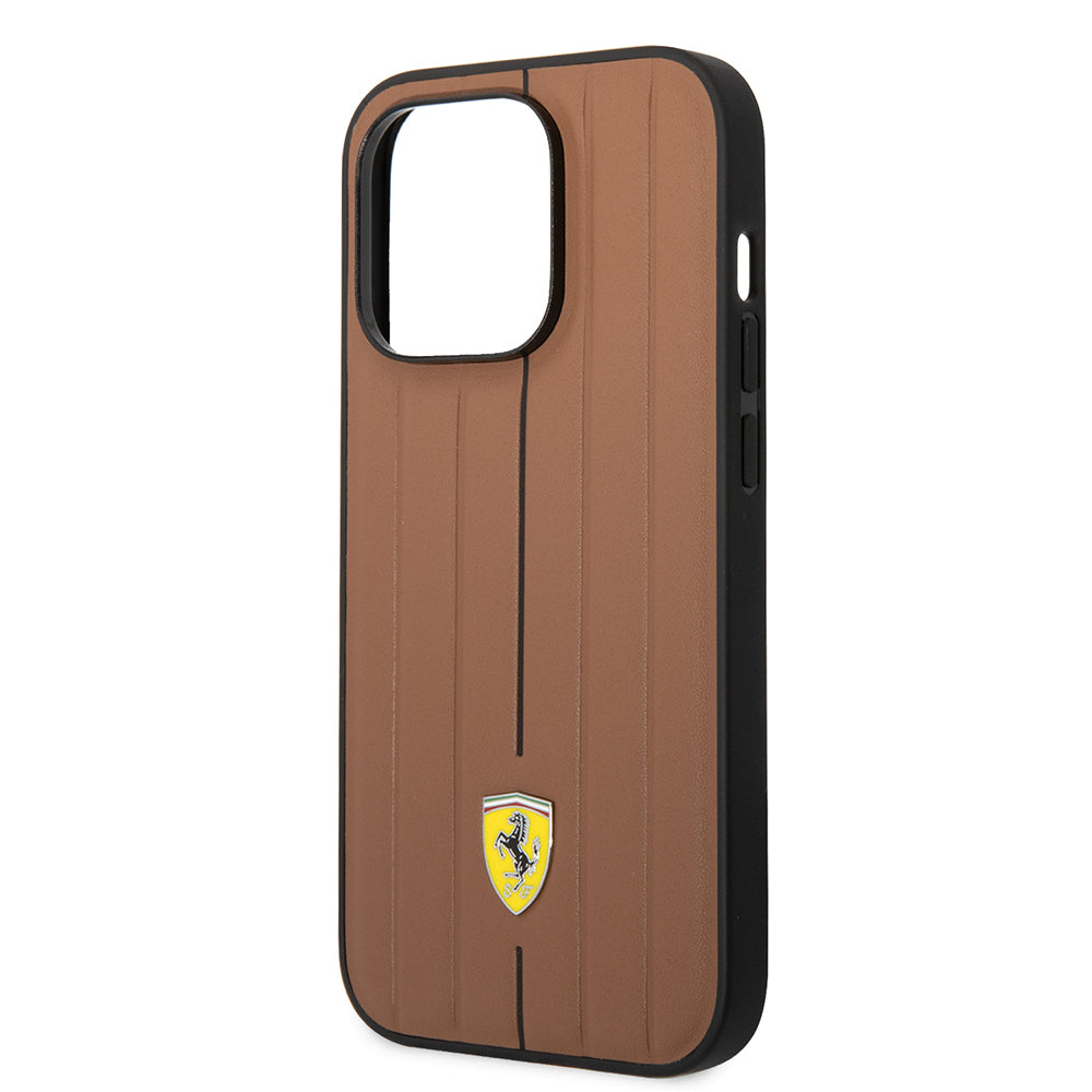 iPhone 14 Pro Max Kılıf Ferrari Orjinal Lisanslı Deri Arka Yüzey Metal Logolu Şerit Tasarımlı Kapak
