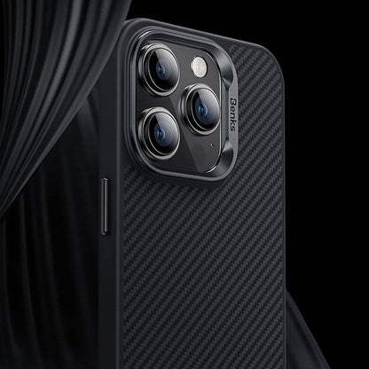 iPhone 14 Pro Max Kılıf Karbon Fiber M-safe Şarj Özellikli Benks Hybrid ArmorPro 600D Kevlar Kapak