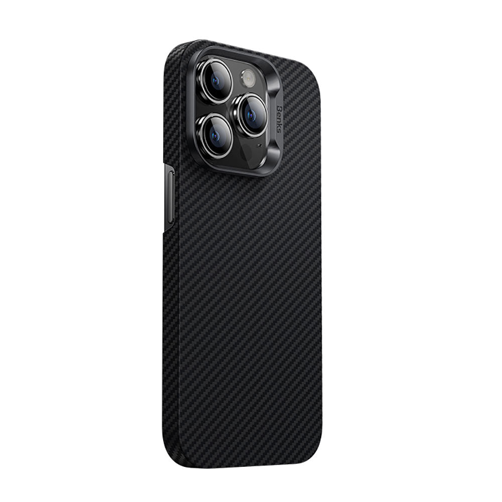iPhone 14 Pro Max Kılıf M-safe Özellikli Karbon Fiber Benks 600D Essential Kevlar Kapak