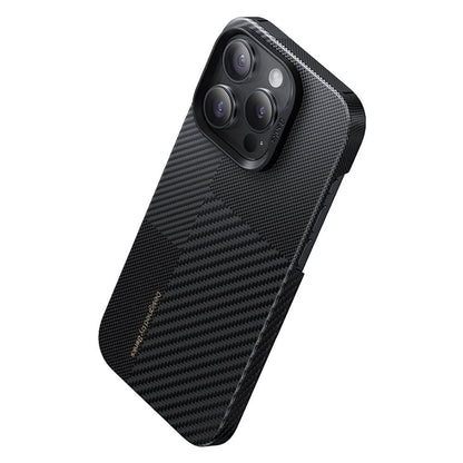 iPhone 14 Pro Max Kılıf M-safe Şarj Özellikli Karbon Fiber Benks Montage ArmorAir Kevlar Kapak