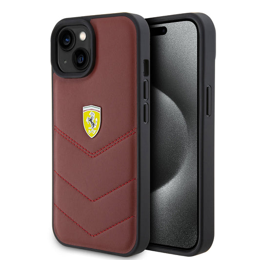 iPhone 15 Kılıf Ferrari Orjinal Lisanslı Deri Dikişli Arka Yüzey Metal Logo Tasarımlı Kapak