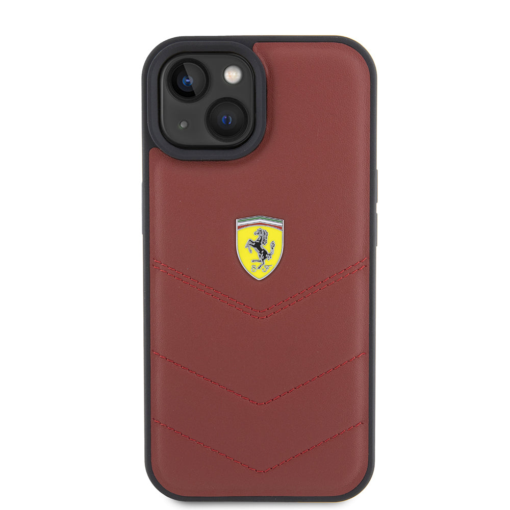iPhone 15 Kılıf Ferrari Orjinal Lisanslı Deri Dikişli Arka Yüzey Metal Logo Tasarımlı Kapak