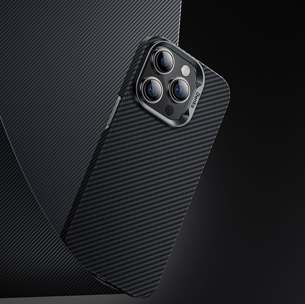 iPhone 15 Kılıf M-safe Özellikli Karbon Fiber Benks Essential ArmorAir 600D Kevlar Kapak