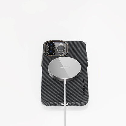 iPhone 15 Kılıf Recci Machinist Serisi M-safe Şarj Özellikli Magnetik Karbon Kapak