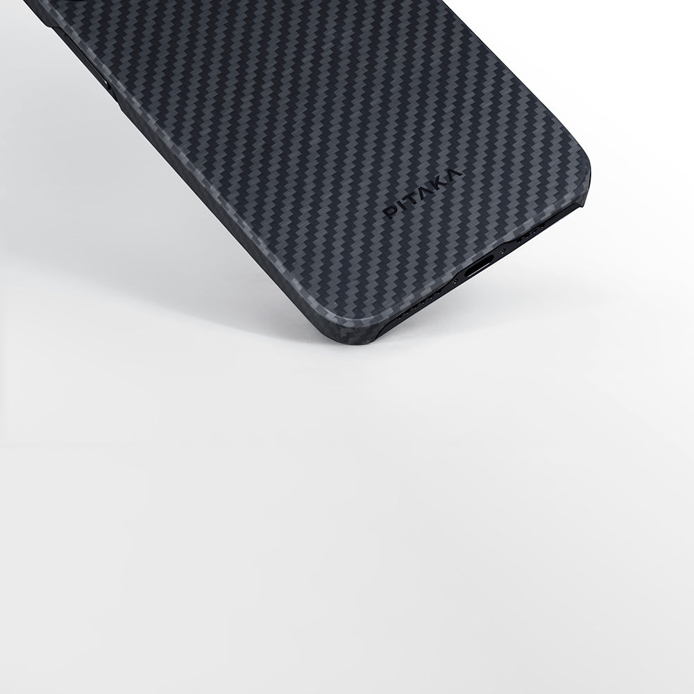 iPhone 15 Plus Kılıf M-safe Şarj Özellikli 1500D Aramid Fiber Pitaka Ultra-Slim Classic Serisi Black-Grey Twill Kapak