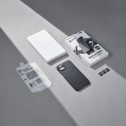 iPhone 15 Plus Kılıf M-safe Şarj Özellikli 1500D Aramid Fiber Pitaka Ultra-Slim Classic Serisi Black-Grey Twill Kapak