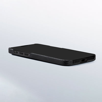iPhone 15 Plus Kılıf M-safe Şarj Özellikli 600D Aramid Fiber Pitaka Ultra-Slim Classic Serisi Black-Grey Twill Kapak