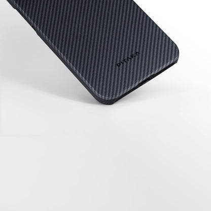 iPhone 15 Plus Kılıf M-safe Şarj Özellikli 600D Aramid Fiber Pitaka Ultra-Slim Classic Serisi Black-Grey Twill Kapak