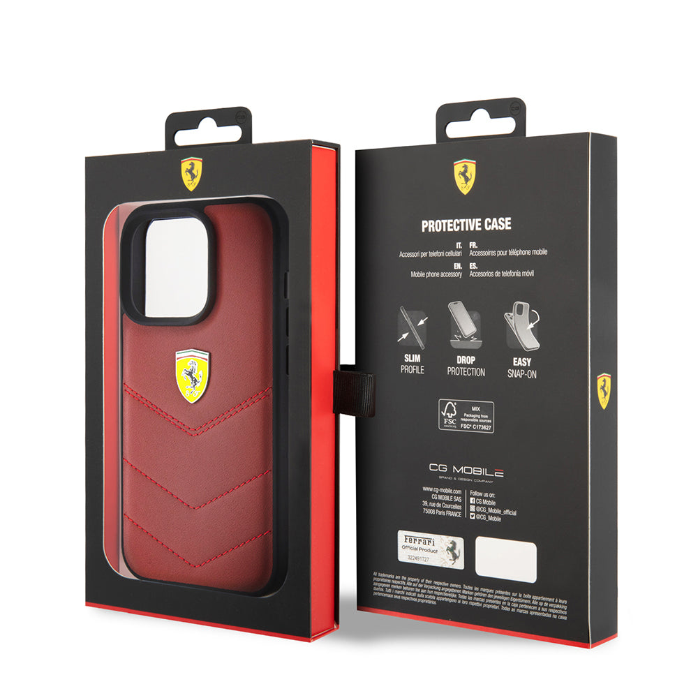 iPhone 15 Pro Kılıf Ferrari Orjinal Lisanslı Deri Dikişli Arka Yüzey Metal Logo Tasarımlı Kapak