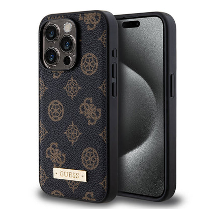 iPhone 15 Pro Kılıf Guess M-safe Şarj Özellikli PU Deri Desenli Metal Plaka Logolu Kapak
