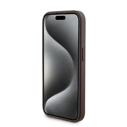 iPhone 15 Pro Kılıf Guess Orjinal Lisanslı M-safe Şarj Özellikli Yazı Logolu 4G Desenli Kapak + Powerbank 5000mAh 2in1 Set