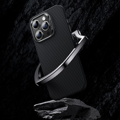 iPhone 15 Pro Kılıf Karbon Fiber M-safe Şarj Özellikli Benks Hybrid ArmorPro 600D Kevlar Kapak
