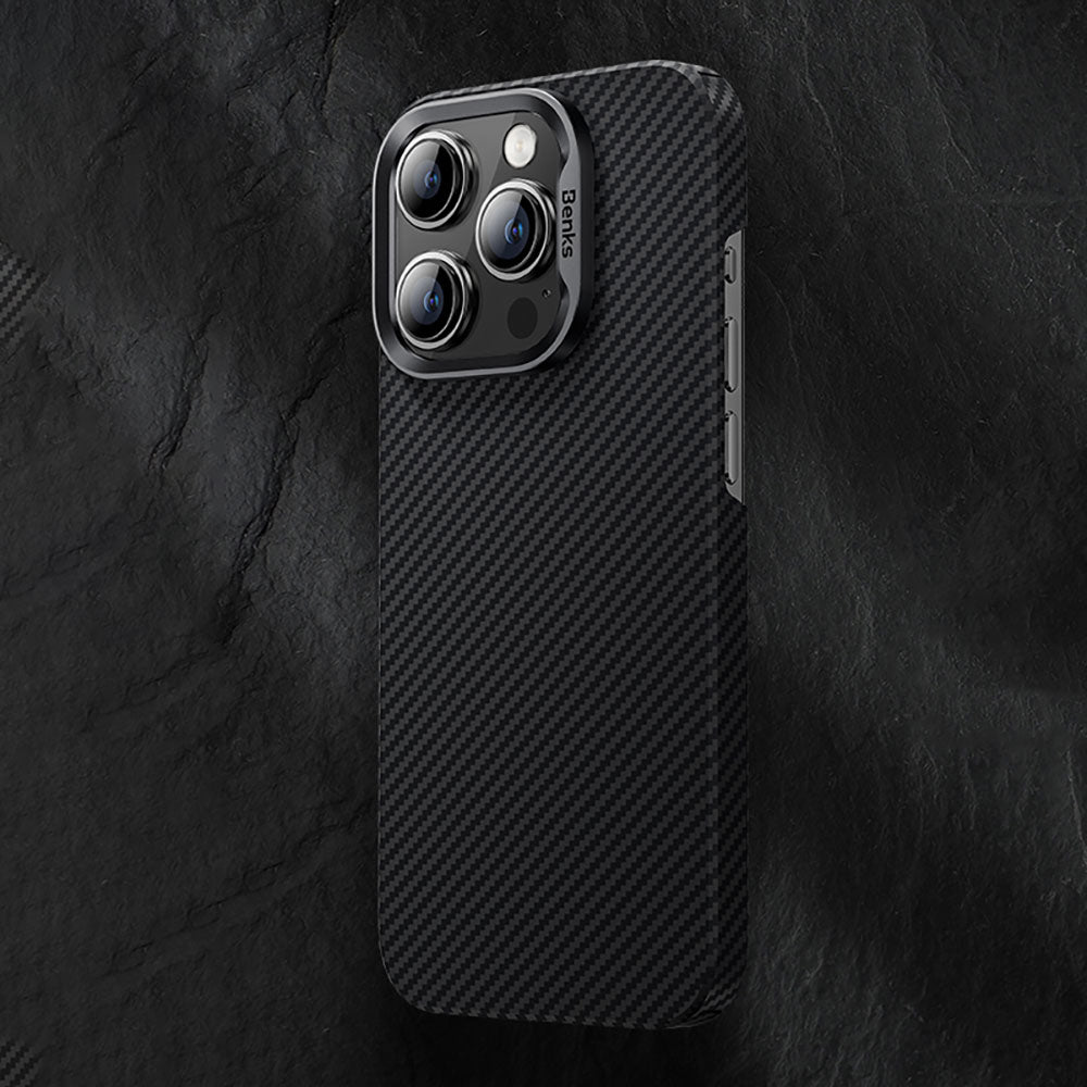 iPhone 15 Pro Kılıf M-safe Özellikli Karbon Fiber Benks Essential ArmorAir 600D Kevlar Kapak