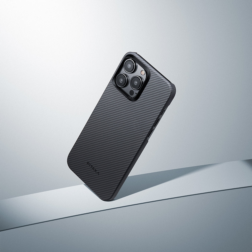 iPhone 15 Pro Kılıf M-safe Şarj Özellikli 600D Aramid Fiber Pitaka Ultra-Slim Classic Serisi Black-Grey Twill Kapak
