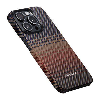 iPhone 15 Pro Kılıf M-safe Şarj Özellikli Aramid Fiber Pitaka Tactile Woven Sunset-Moonrise Serisi Sunset Kapak