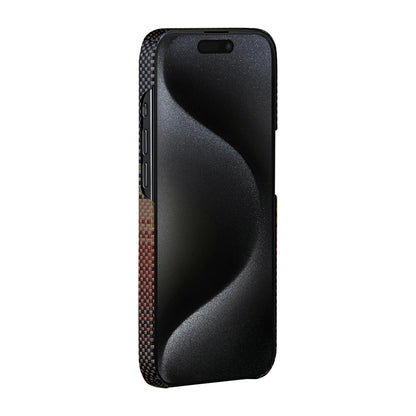 iPhone 15 Pro Kılıf M-safe Şarj Özellikli Aramid Fiber Pitaka Tactile Woven Sunset-Moonrise Serisi Sunset Kapak