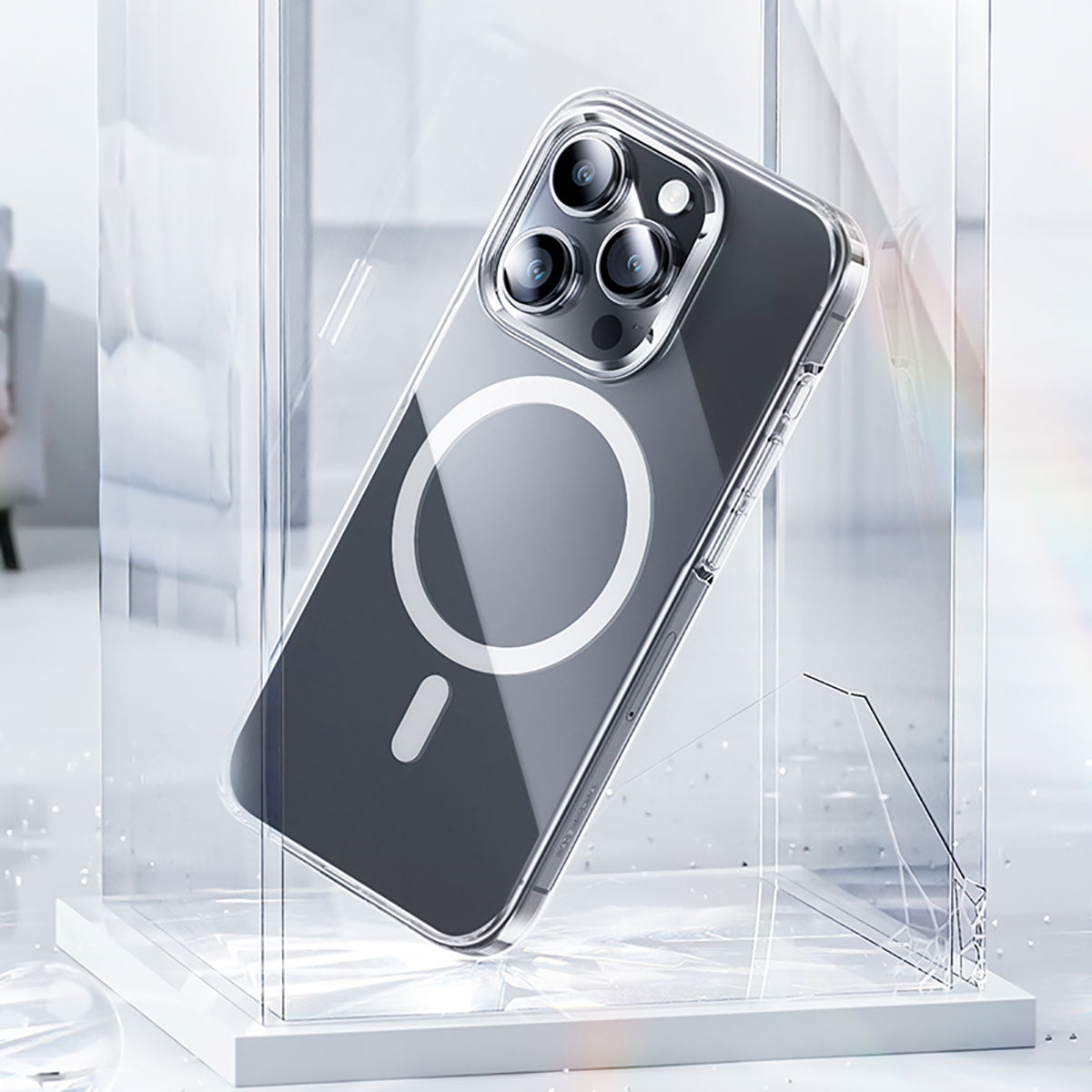 iPhone 15 Pro Kılıf M-safe Şarj Özellikli Benks Crystal Serisi Şeffaf Kapak