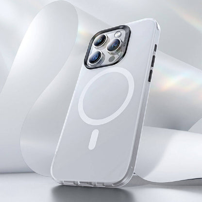 iPhone 15 Pro Kılıf M-safe Şarj Özellikli Benks Lucid Armor Kapak