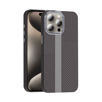 Apple iPhone 15 Pro Kılıf M-safe Şarj Özellikli Karbon Fiber Görünümlü Zore Gros Kapak