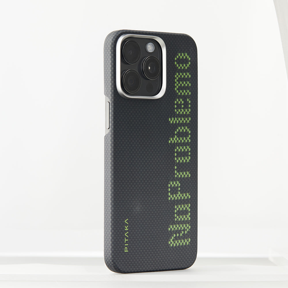 iPhone 15 Pro Kılıf M-safe Şarj Özellikli Lumintex Teknolojili Fosforlu Aramid Fiber Pitaka Tactile Woven Aries Serisi Kapak